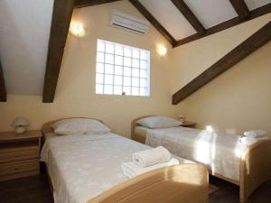 Apartment Magic - One Bedroom Apartment with Sea View