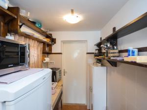 Seaside Studio - Studio Apartment with Private Beach and Sea View
