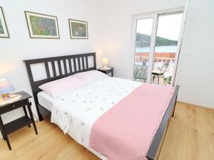 Apartments Nodilo - Standard One Bedroom Apartment with Balcony and Sea View Apt 2
