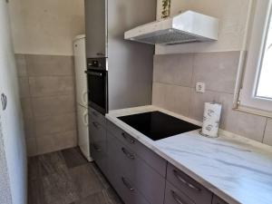 Apartment Nera ST - Two-Bedroom Apartment with Sea View