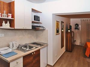 Nika Family Apartments - Superior Studio Apartment with Balcony and Sea View A3 