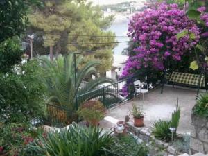 Apartments Laura Mljet - One Bedroom Apartment with Balcony and Sea View