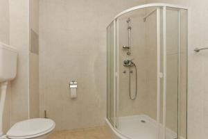 Villa Celenca - Two Bedroom Apartment with Balcony and Sea View - A3