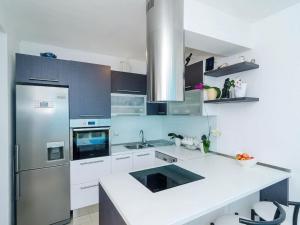 Apartments Villa Bella Vista - Two Bedroom Apartment with Balcony and Sea View