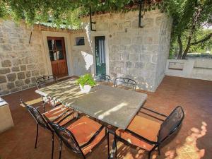 Apartment&Rooms Savonari - Two Bedroom Studio Apartment with Terrace