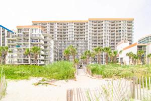 Oceanfront Resort Suite w Lazy River