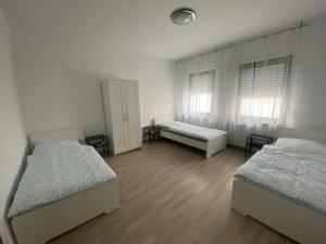 Inviting Apartment in Leverkusen