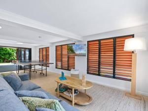 Family Shores - Beachfront Bliss