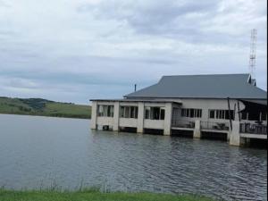 Millys Restaurant and Chalets