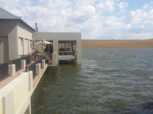 Millys Restaurant and Chalets