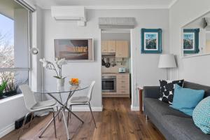Stylish City Studio in Trendy Redfern