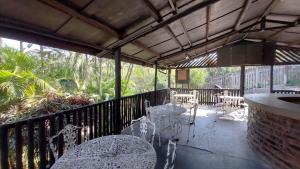 Chakas Rock Chalets 56