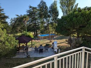 Maisons de vacances Villa Louisiane - Maison avec piscine : photos des chambres