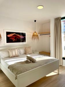 Lilias home - private heatable pool, BBQ, free wifi