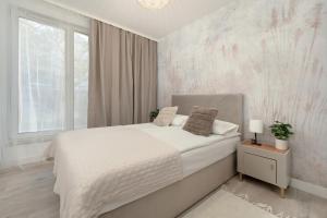 Spacious 2-bedroom Apartments by Noclegi Renters