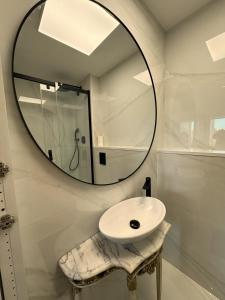 Lx Art Flats | Flat Two