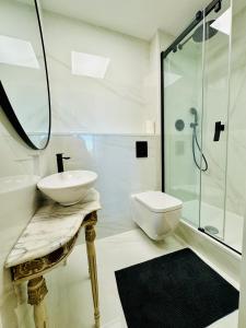 Lx Art Flats | Flat Two