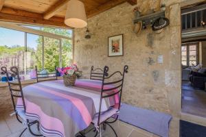 B&B / Chambres d'hotes Domaine du Roucou : photos des chambres