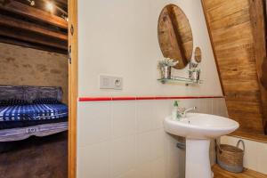 B&B / Chambres d'hotes Domaine du Roucou : Chambre Double