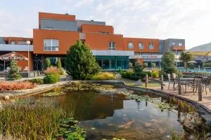 Hotel TENIS - Kráľová