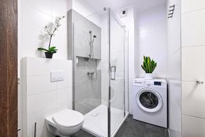 Golden ApartmentsOp25