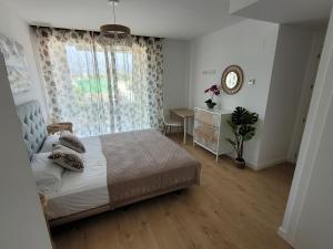 Townhouse with jacuzzi, sauna, beach and barbeque