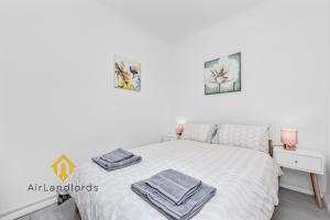 Fantastic 4 bedroom apartment in Russell Square