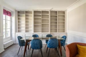 The Maubourg Eiffel Tower