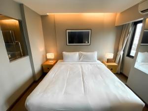 Tropical Haven 1BR - Ultra Fast WiFi - Thong Lo