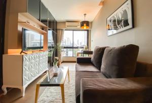 Tropical Haven 1BR - Ultra Fast WiFi - Thong Lo