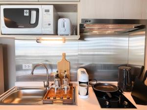 Tropical Haven 1BR - Ultra Fast WiFi - Thong Lo