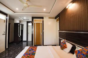 FabHotel Prime Suloka Towers - 500m from View point, Kaveri River