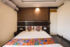 FabHotel Prime Suloka Towers - 500m from View point, Kaveri River