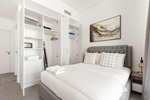 Silkhaus Vacation Homes Chic Studio with Private Beach in Pixel Tower