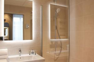 Hotels Brit Hotel Limoges Centre Gare - Hotel & Spa : photos des chambres