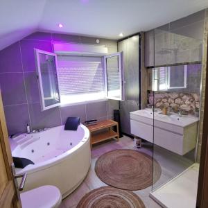 Maison entière 120 m2 Aix en Provence et grand jardin