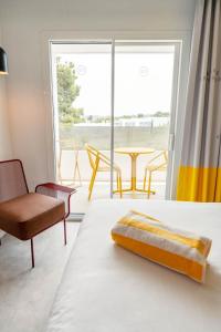 Ryans Lolas - Adults Only