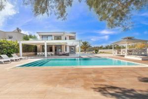 Kiotari Dream beachfront villa