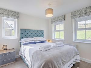 3 Bed in Buxton 91785