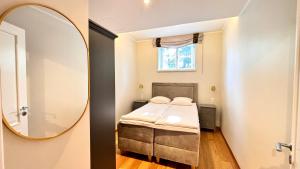 Grand Hotel Residents