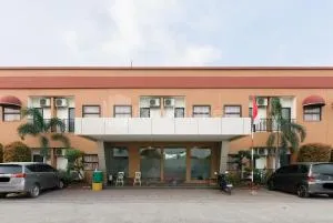 Deluma Hotel Syariah RedPartner - 西冷