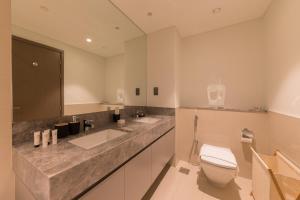 Spacious 3BR plus maids Burj Khalifa View