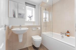 Stylish & Chic 3 bed House
