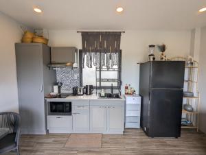 Maenam Hills Apartments