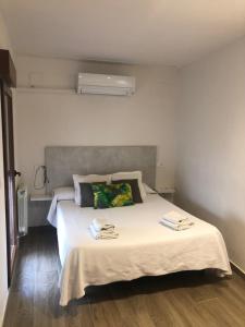 vallespin 43 parking, wifi