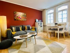 Zentral & ruhig, ideal für Home Office mit Garten - Bucha