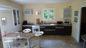 Maisons de vacances Gite au coeur du vignoble des Saumanes : photos des chambres