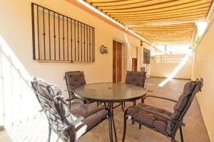 Global Properties, Apartamento con terraza en la playa de Canet de Berenguer - Канет-де-Беренгер