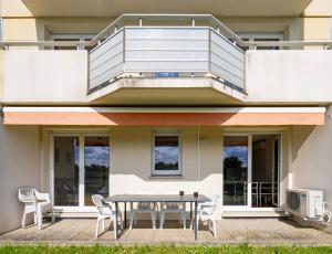 Appartements Chez Virgil - Terrasse vue degagee, parking prive : photos des chambres