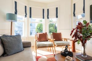 Coastal Location - Sleeps 6 & Pet Friendly